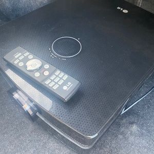 LG projector